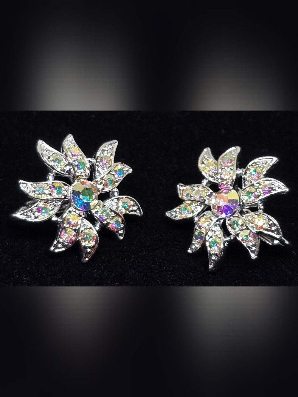 Vintage Sarah Coventry Aurora Borealis AB Silvertone Starburst clip on Earrings